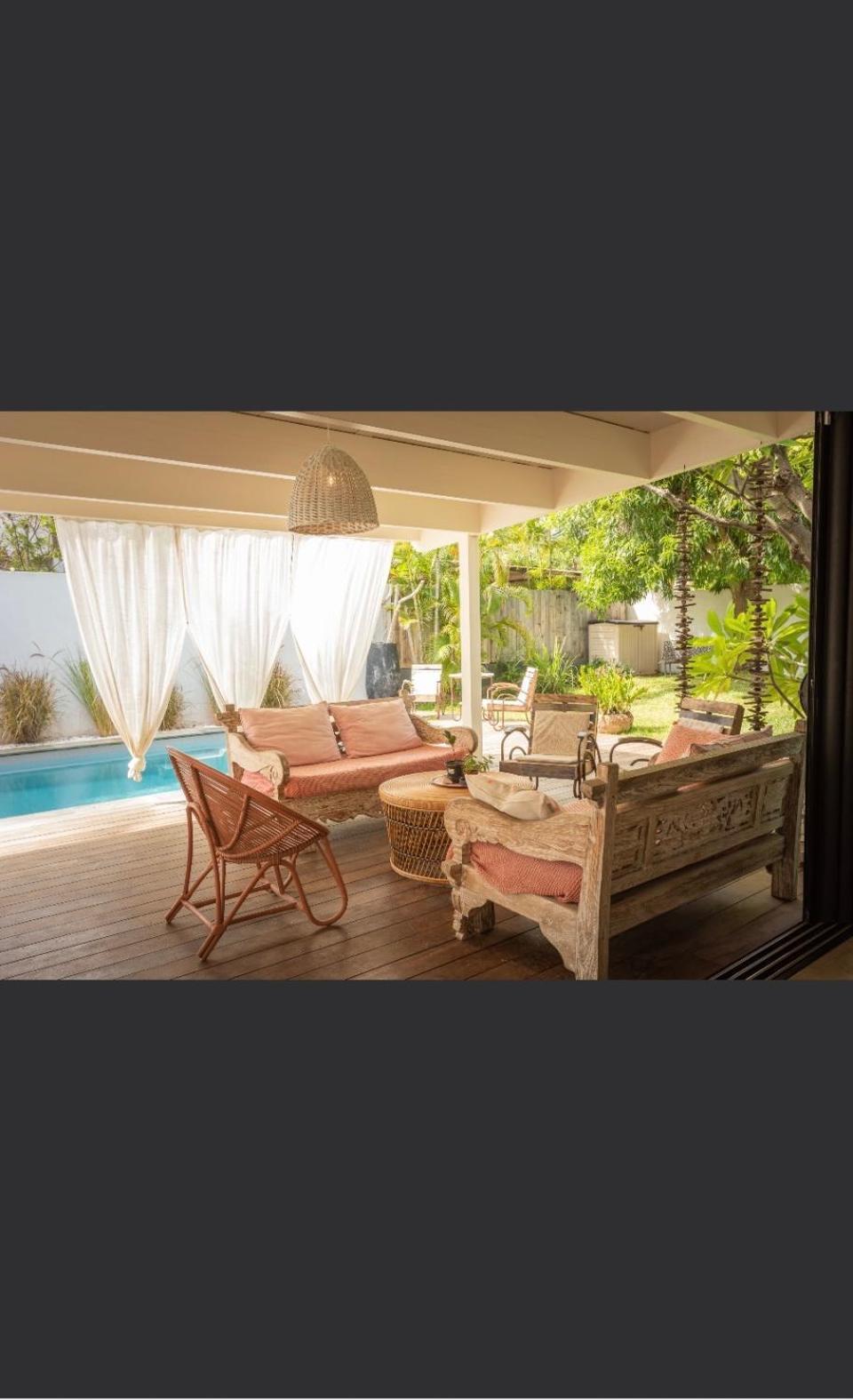 סן-ז'יל-לה-באן La Villa De L'Ermitage . 100 M Du Lagon מראה חיצוני תמונה